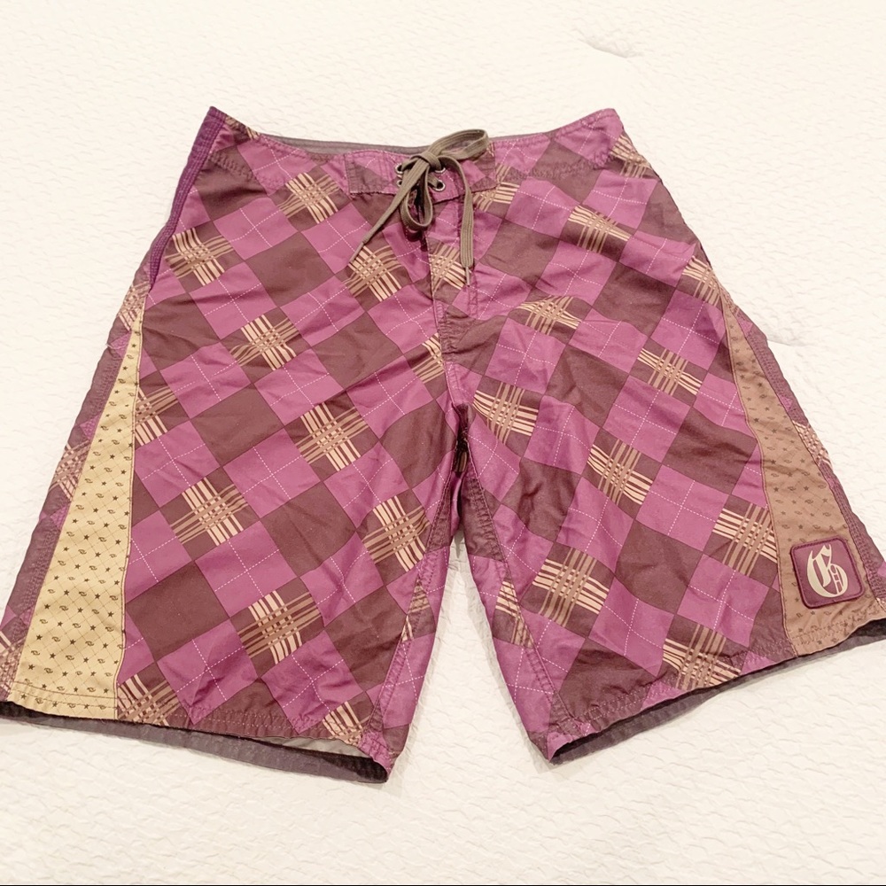 🏷️ Men’s GOTCHA Cataria Purple Plaid Board Shorts 34